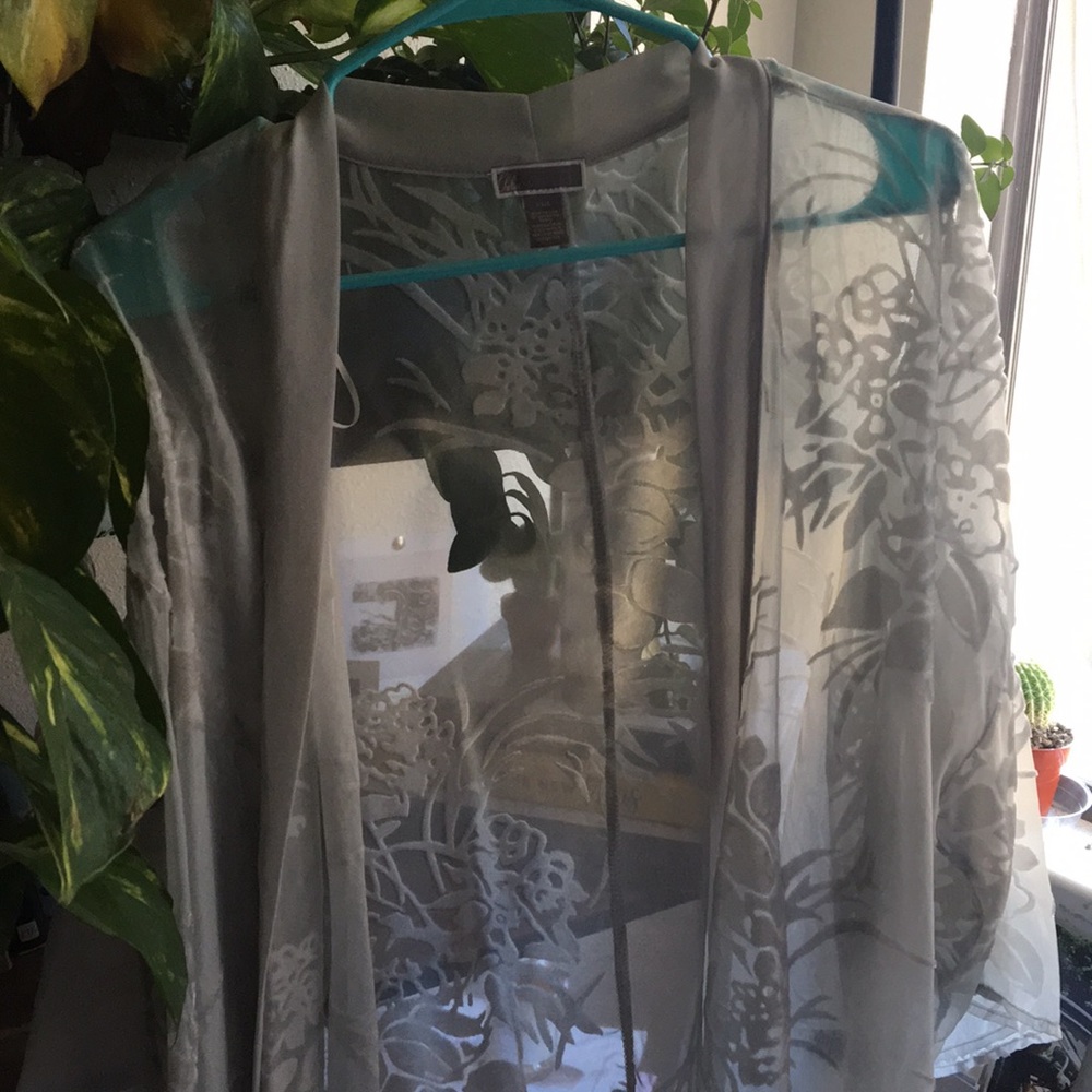 Light blue velvet appliqué kimono